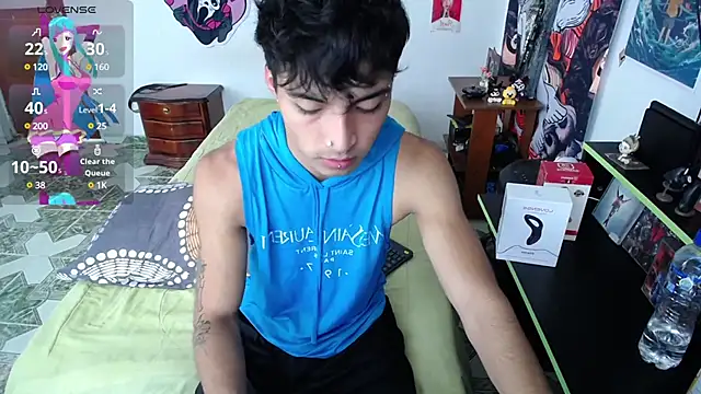 dylan fun18 online show from March 10, 5:18 pm