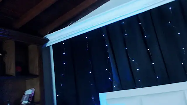 Snapshot of 666hotline chatting on January 30, 5:41 am 666hotline online show from January 30, 5:41 am