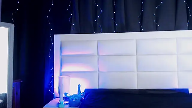 Snapshot of 666hotline chatting on February 13, 7:24 am 666hotline online show from February 13, 7:24 am