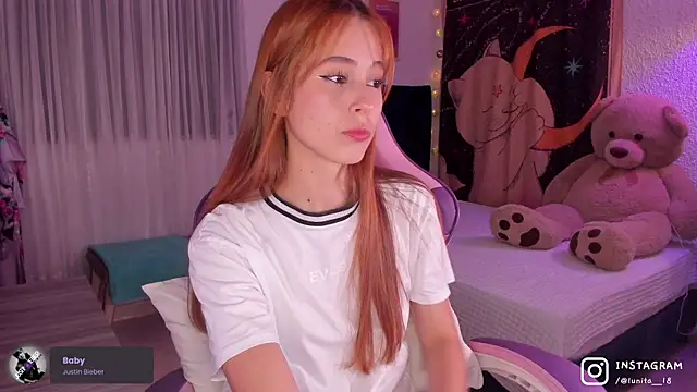 alice guerin  online show from November 6, 4:35 am