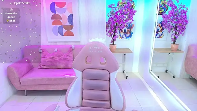 Gabby evanns online show from January 17, 12:10 pm