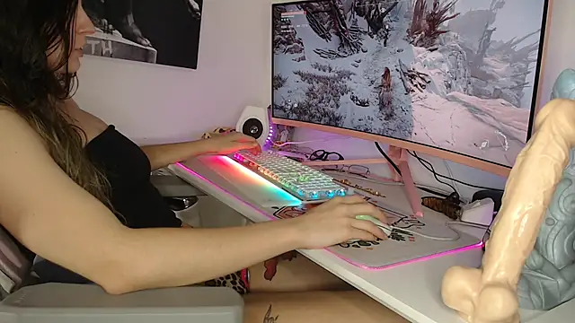 Snapshot of psilybaby chatting on November 20, 12:33 am psilybaby online show from November 20, 12:33 am