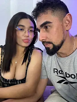 camianddanna online show from October 31, 12:55 am