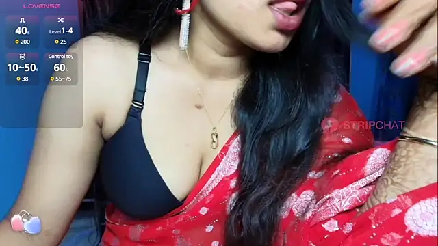 Snapshot of manogna_teluguammai chatting on February 18, 12:39 pm manogna teluguammai online show from February 18, 12:39 pm