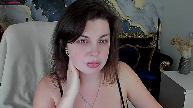 MirandaWong online show from December 24, 8:38 pm