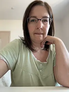 Snapshot of B_Bonya_m chatting on June 8, 3:51 am B Bonya m online show from June 8, 3:51 am