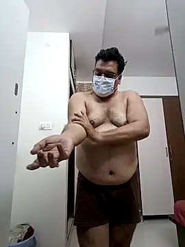 Snapshot of ridetoheaven chatting on December 29, 6:45 am ridetoheaven online show from December 29, 6:45 am