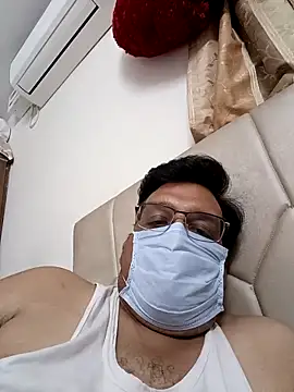 Snapshot of ridetoheaven chatting on March 6, 7:54 pm ridetoheaven online show from March 6, 7:54 pm