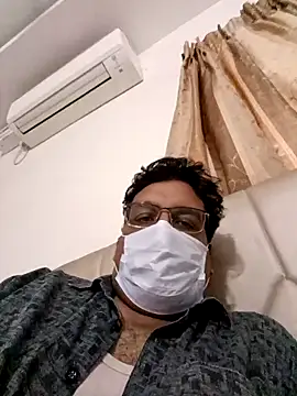 Snapshot of ridetoheaven chatting on September 25, 4:05 am ridetoheaven online show from September 25, 4:05 am