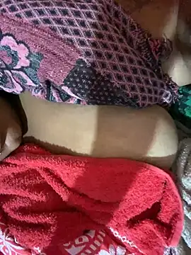 Snapshot of vic_pretynhaa chatting on January 3, 8:22 pm vic pretynhaa online show from January 3, 8:22 pm