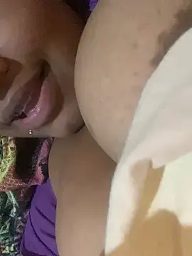 Snapshot of vic_pretynhaa chatting on January 25, 4:24 pm vic pretynhaa online show from January 25, 4:24 pm