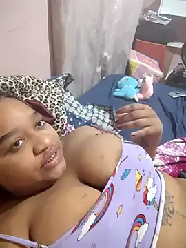 Snapshot of vic_pretynhaa chatting on June 29, 1:22 pm vic pretynhaa online show from June 29, 1:22 pm