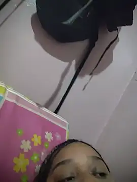 Snapshot of vic_pretynhaa chatting on August 4, 11:07 pm vic pretynhaa online show from August 4, 11:07 pm