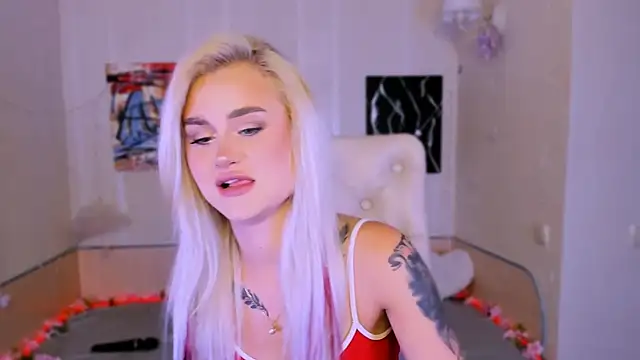  Ravenaa online show from November 20, 2:50 pm