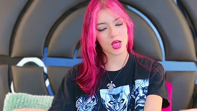 Snapshot of ElizabetthKitty chatting on February 5, 6:59 pm ElizabetthKitty online show from February 5, 6:59 pm