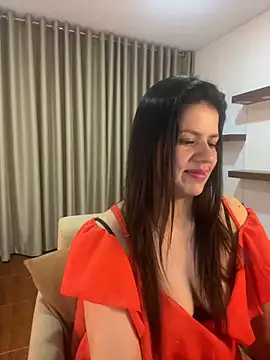 Snapshot of Alice_Biel chatting on January 21, 1:39 am Alice Biel online show from January 21, 1:39 am