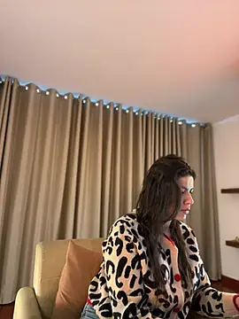 Alice Biel online show from June 30, 3:13 pm