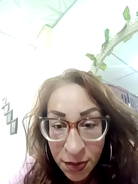 karlabarrera online show from March 20, 9:02 pm