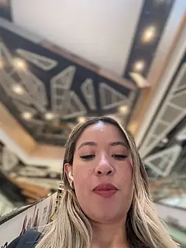 Snapshot of sexfire_lalita chatting on June 22, 1:30 pm sexfire lalita online show from June 22, 1:30 pm