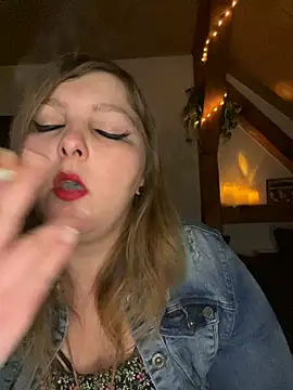 Snapshot of herz_steht_kopf90 chatting on February 27, 8:31 pm herz steht kopf90 online show from February 27, 8:31 pm