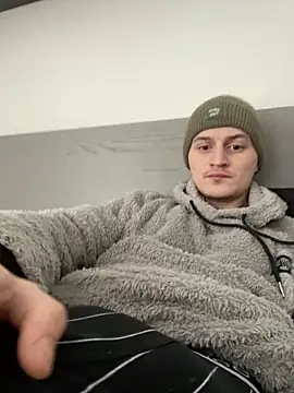 sunnyboy25 online show from February 17, 10:45 am