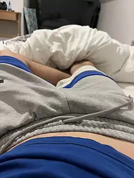 Snapshot of val6910 chatting on December 20, 7:17 pm val6910 online show from December 20, 7:17 pm