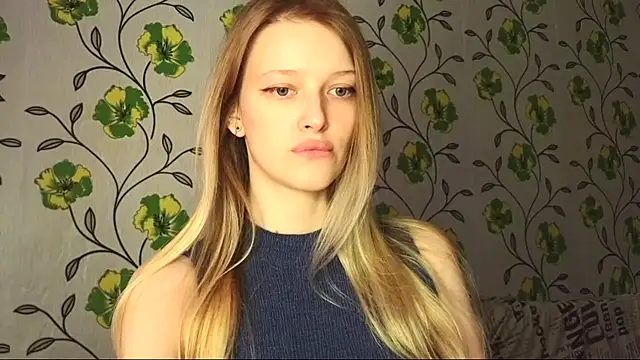 Evvie Summn1 online show from May 8, 7:14 am