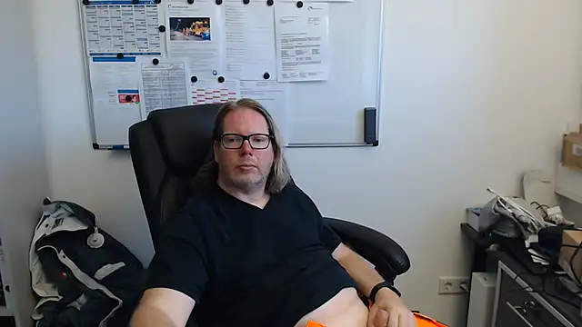 Snapshot of VSteph chatting on August 3, 3:16 pm VSteph online show from August 3, 3:16 pm