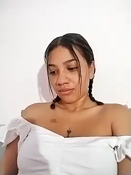 nina carther online show from February 4, 10:54 am