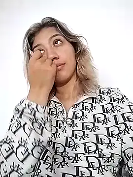 nina carther online show from February 8, 4:25 pm