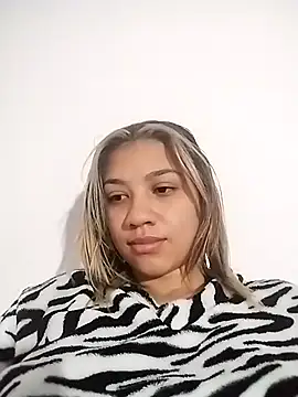 nina carther online show from February 15, 11:39 am