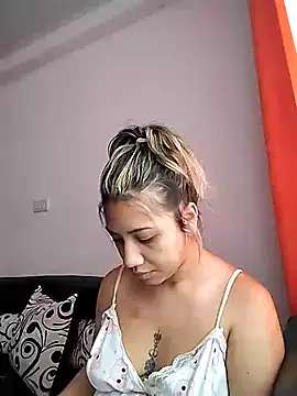 nina carther online show from March 6, 1:46 pm