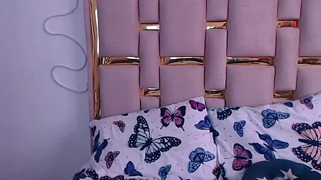 nina carther online show from October 29, 1:24 pm