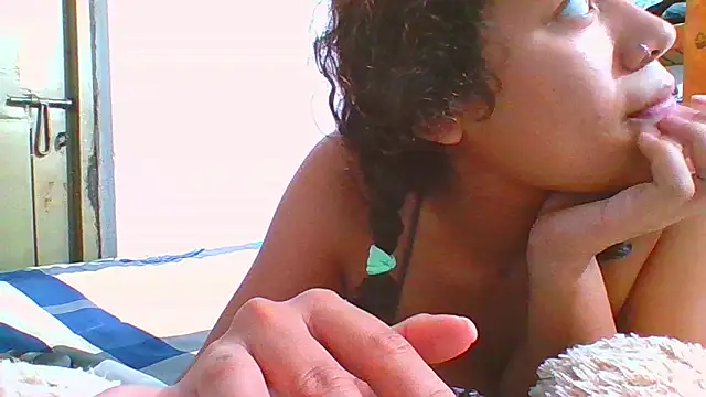 Snapshot of perverted_couple_- chatting on December 11, 12:54 am perverted couple - online show from December 11, 12:54 am