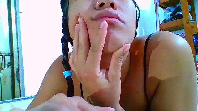 Snapshot of perverted_couple_- chatting on December 11, 4:20 pm perverted couple - online show from December 11, 4:20 pm