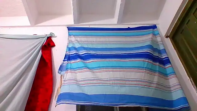 Snapshot of perverted_couple_- chatting on December 11, 7:25 pm perverted couple - online show from December 11, 7:25 pm