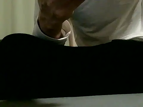 Snapshot of UKI06 chatting on January 10, 3:48 pm UKI06 online show from January 10, 3:48 pm