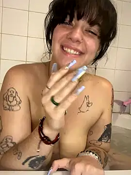 pircilla23 online show from September 14, 5:01 pm