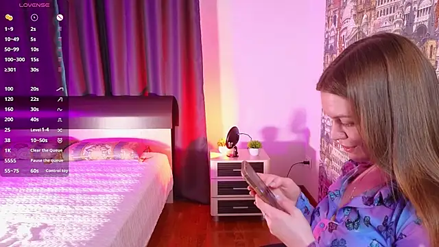 Lovella Lips online show from February 7, 11:23 am