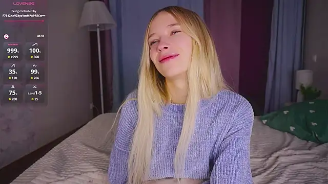 LynetBurby online show from December 18, 6:41 am