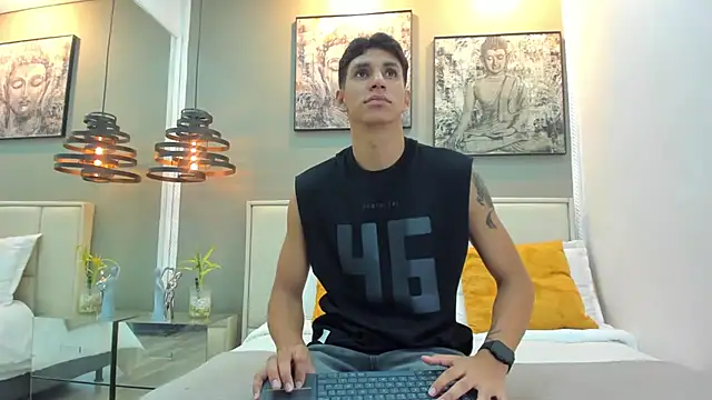 kieran derek online show from November 25, 12:32 am