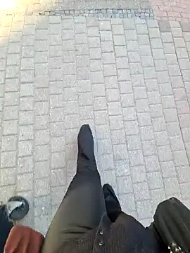 Iitaniee online show from March 3, 3:07 pm