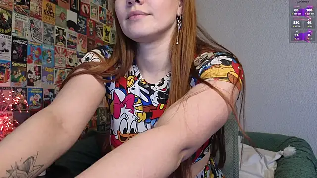 LittleLeen online show from December 1, 4:23 pm