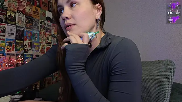 LittleLeen online show from December 17, 6:03 pm