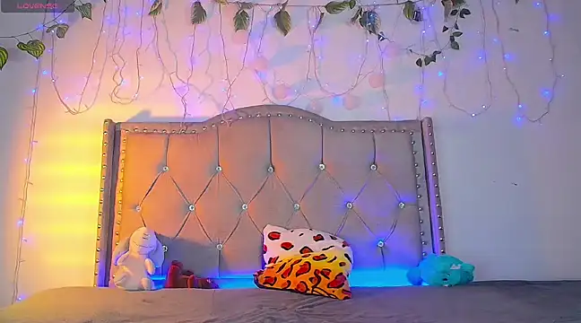 daimond 01 online show from February 24, 10:25 pm