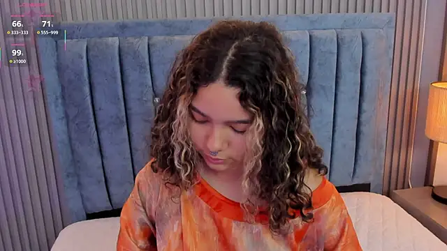 pretty sunlight  online show from July 20, 10:23 pm