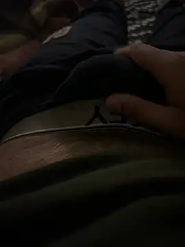 Snapshot of gsv2869 chatting on December 26, 2:05 pm gsv2869 online show from December 26, 2:05 pm