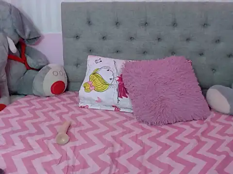 madisson smalltits online show from February 23, 10:20 pm