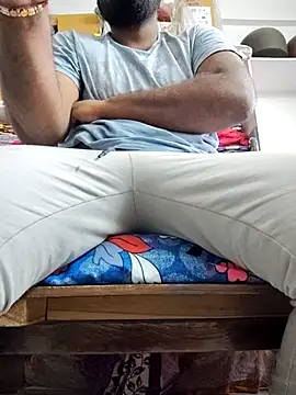 Snapshot of telugu_boyy chatting on March 1, 4:15 am telugu boyy online show from March 1, 4:15 am