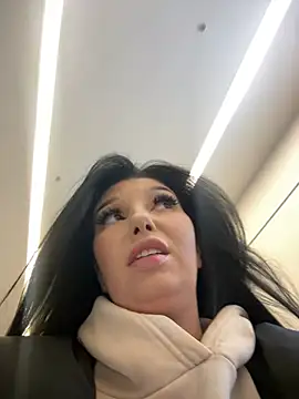 Tisha Busty online show from December 16, 1:32 pm